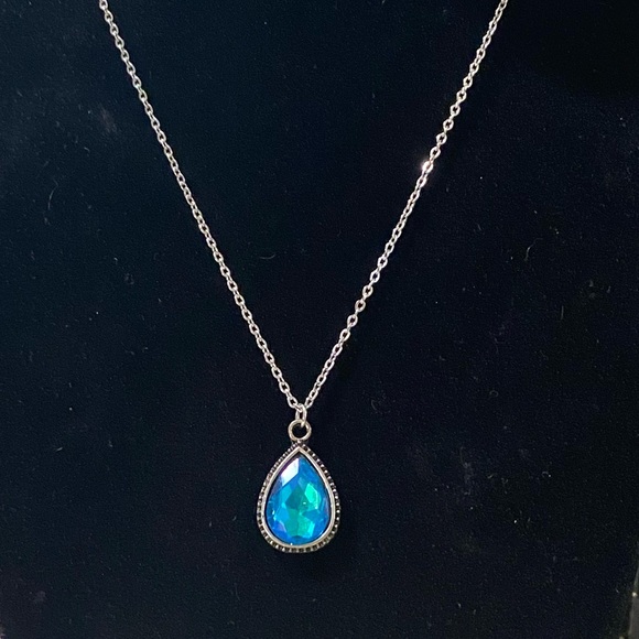 Turquoise pendant necklace - Picture 4 of 5